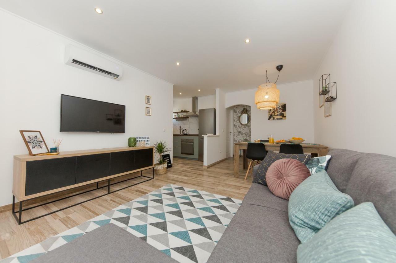 Apartment Lara โตรกีร์ ภายนอก รูปภาพ