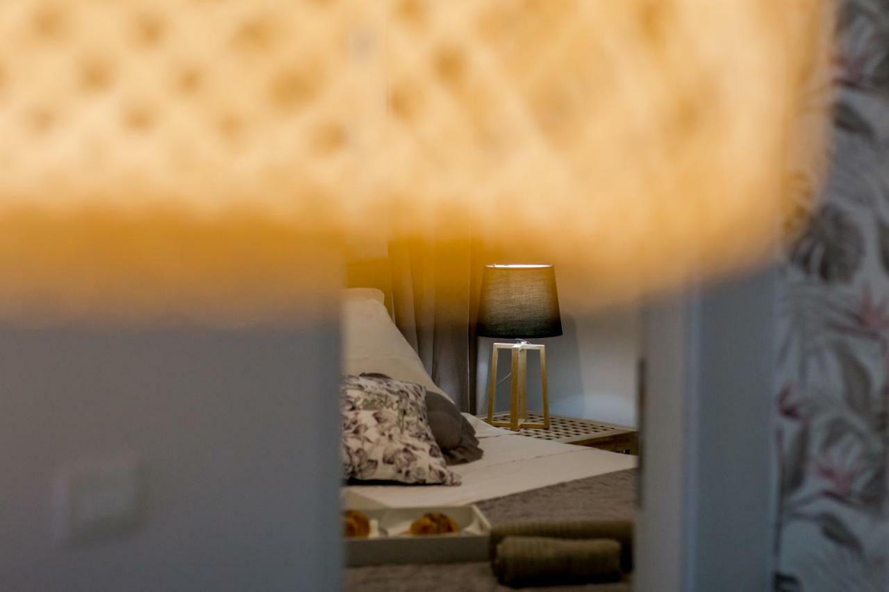 Apartment Lara โตรกีร์ ภายนอก รูปภาพ