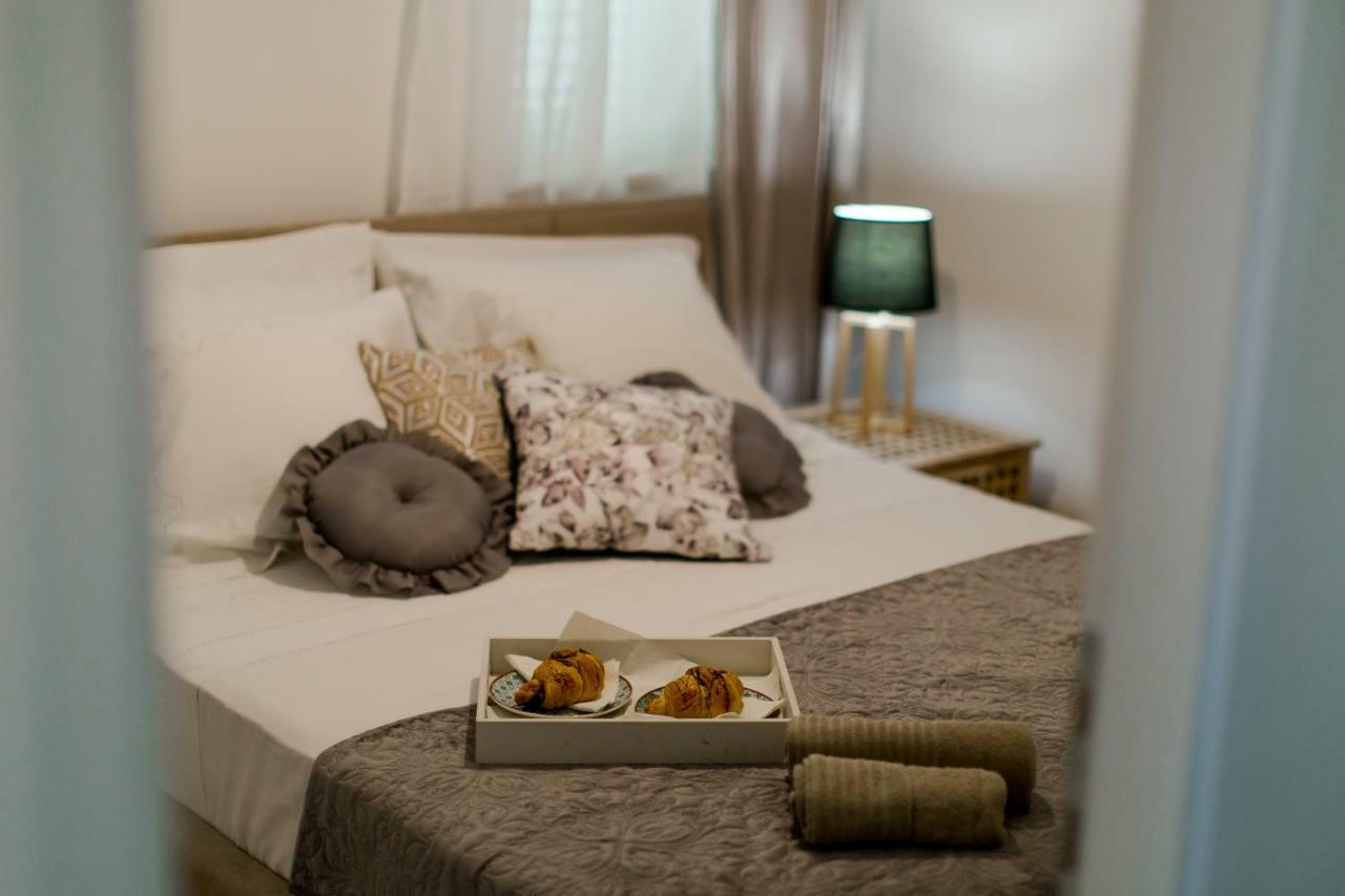 Apartment Lara โตรกีร์ ภายนอก รูปภาพ